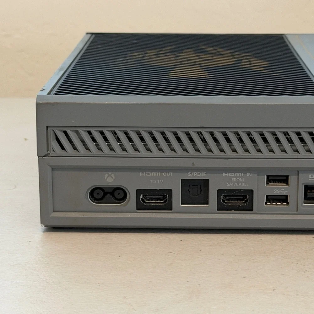 Microsoft Xbox One 1TB Call of Duty Advanced Warfare Edition Console FOR PARTS